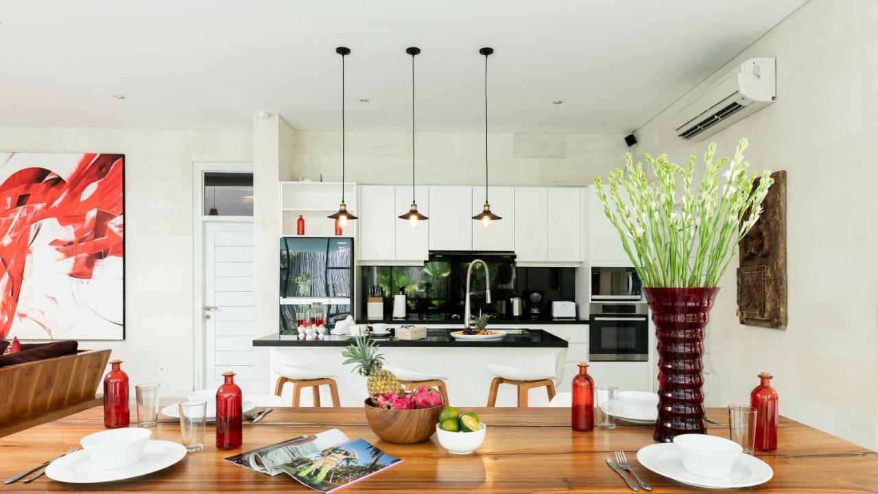 Seminyak White Design Villa Exterior foto