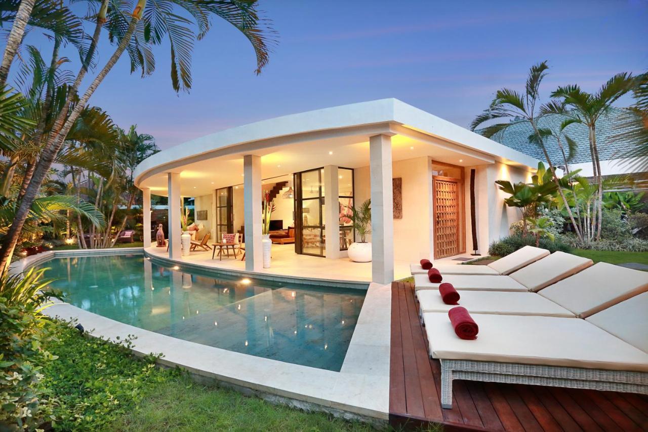Seminyak White Design Villa Exterior foto